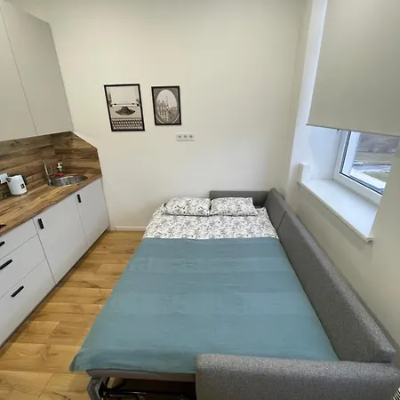 25 Airport Apartament *